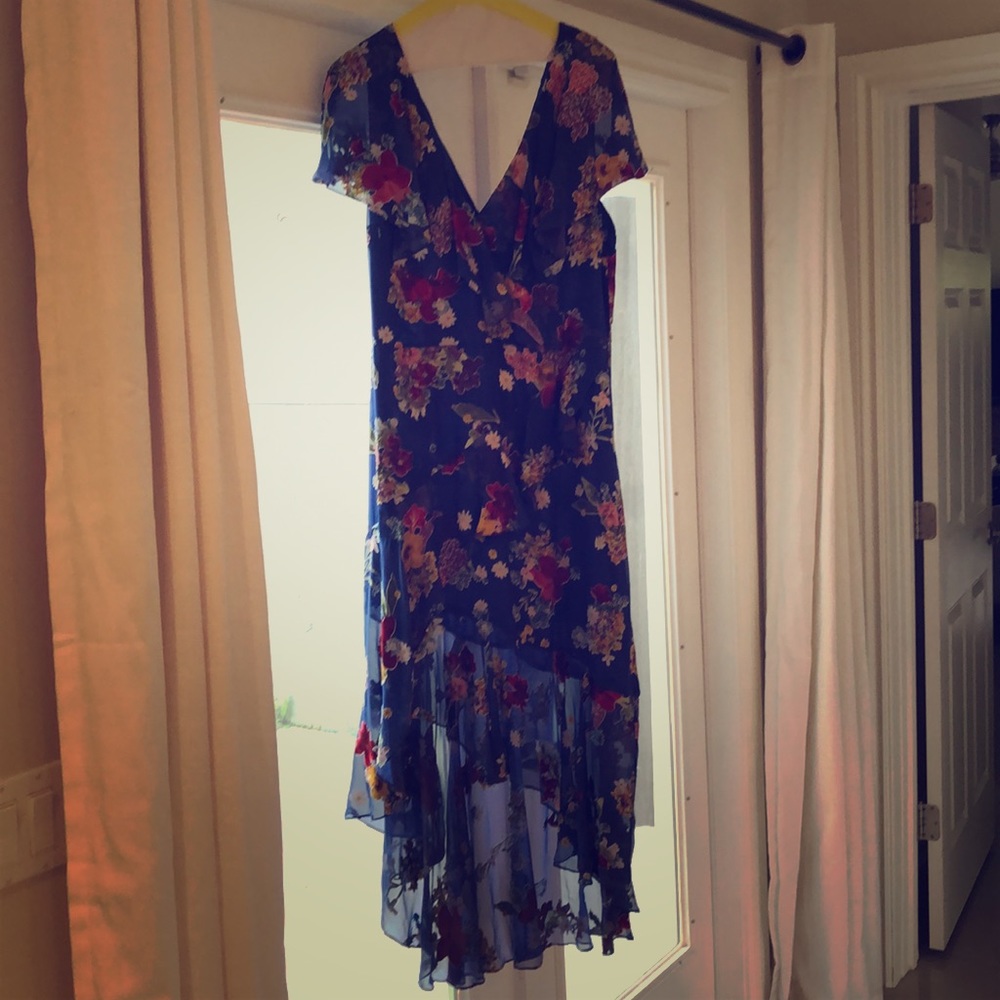 Alice and Olivia Electra floral midi dress